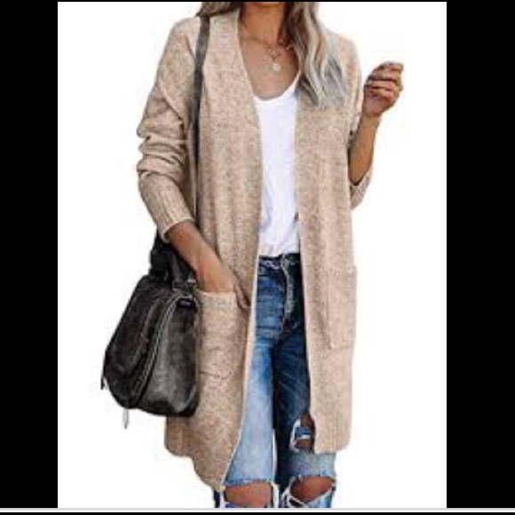 Wilfred Sweaters - ⭐️Aritzia Aronson creamy tan cardigan❤️BNWOT⭐️